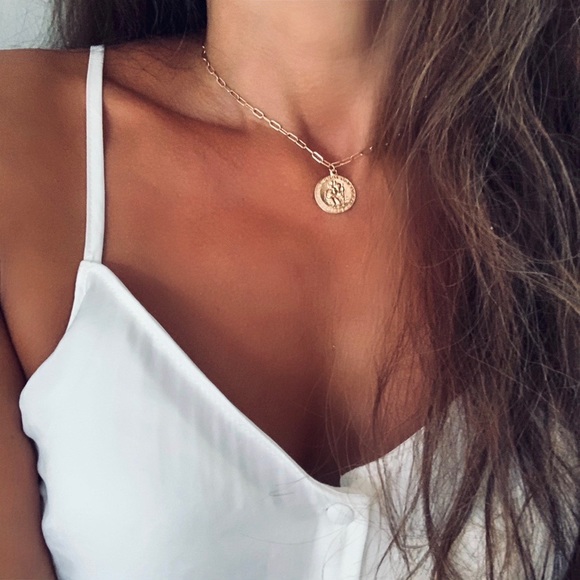 14k Gold Filled Saint Christopher Choker Necklace - Picture 8 of 16